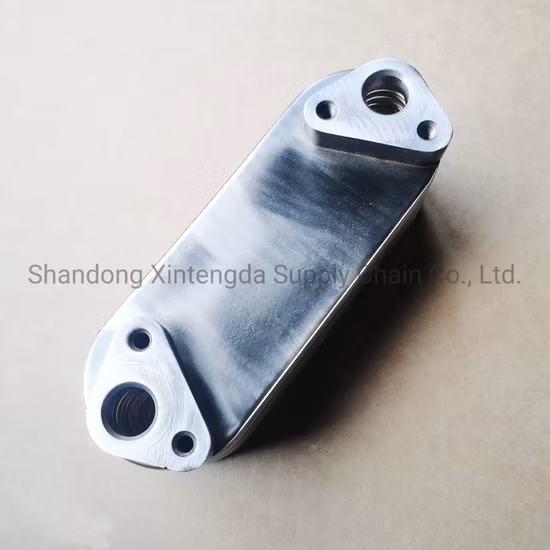 Weichai エンジン冷却オイル クーラー アセンブリ Wp6 266b P8 OEM 1001995518 1001995520 中国工場